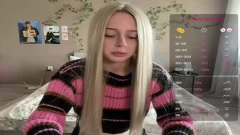 Snapshot of lovelyrachel__ chatting on August 8, 2026, 1:35 pm LovelyRachel online show from August 8, 2026, 1:35 pm