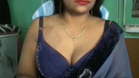 Snapshot of lovelyrose36 chatting on May 23, 2026, 5:17 pm lovelyrose36 online show from May 23, 2026, 5:17 pm