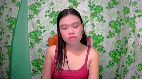 lovemae352295 online show from January 9, 2025, 6:17 am