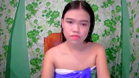 lovemae352295 online show from January 17, 2025, 5:53 am