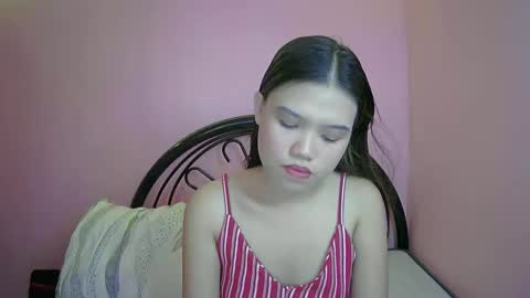 lovemae352295 online show from February 5, 2025, 6:13 am
