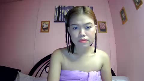 lovemae352295 online show from March 4, 2025, 5:11 am