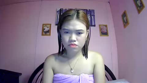 lovemae352295 online show from March 7, 2025, 6:35 am