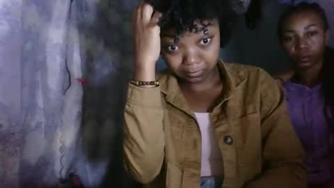 lovemarie08 online show from April 10, 2026, 1:55 am