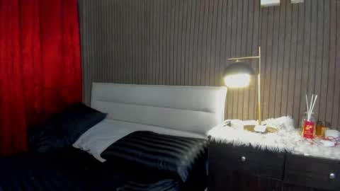 pauleen online show from February 8, 2025, 4:03 am