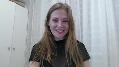 Snapshot of lovepeanutgirl chatting on January 21, 2025, 4:58 pm Mary Love online show from January 21, 2025, 4:58 pm