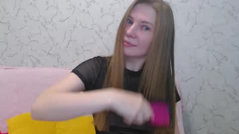Snapshot of lovepeanutgirl chatting on February 17, 2025, 3:53 pm Mary Love online show from February 17, 2025, 3:53 pm