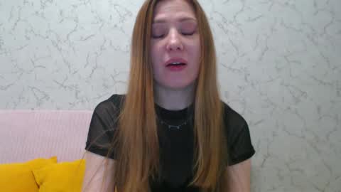 Snapshot of lovepeanutgirl chatting on March 4, 2025, 3:37 pm Mary Love online show from March 4, 2025, 3:37 pm