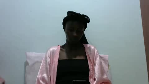 lovergal222 online show from January 16, 2025, 6:59 pm