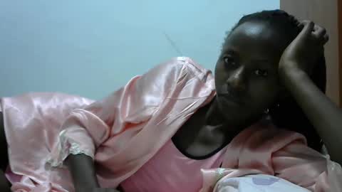 lovergal222 online show from February 1, 2025, 7:13 pm