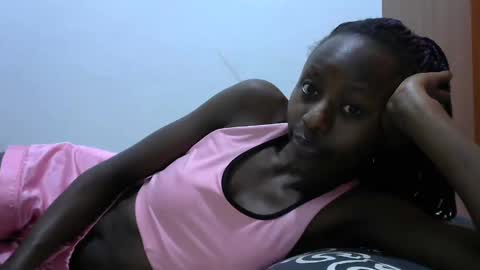 lovergal222 online show from February 2, 2025, 12:57 pm