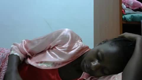 lovergal222 online show from February 9, 2025, 4:04 am