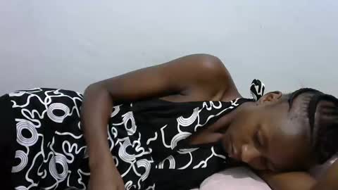 lovergal222 online show from March 11, 2025, 12:22 am