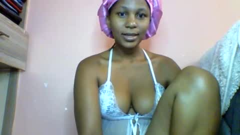 lovergal257 online show from March 24, 2026, 7:35 am