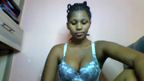 lovergal257 online show from April 3, 2026, 12:25 pm