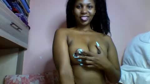 lovergal257 online show from June 4, 2026, 7:47 am