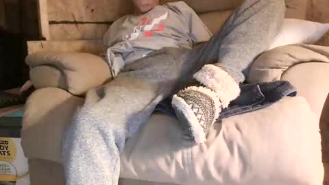 Snapshot of lovesex6565 chatting on November 8, 2025, 10:37 am just here to have fun and cum online show from November 8, 2025, 10:37 am