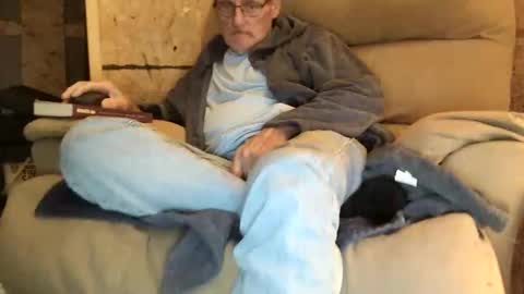 Snapshot of lovesex6565 chatting on November 9, 2025, 11:25 pm just here to have fun and cum online show from November 9, 2025, 11:25 pm