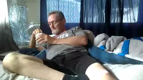 Snapshot of lovesex6565 chatting on May 24, 2026, 1:05 pm just here to have fun and cum online show from May 24, 2026, 1:05 pm