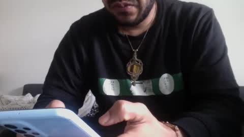 Snapshot of lovesounddistortion25 chatting on October 15, 2025, 10:59 am lovesounddistortion25 online show from October 15, 2025, 10:59 am