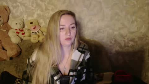 LovesRebecca online show from February 24, 2025, 4:16 am