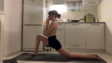 Snapshot of lovesstation chatting on January 18, 2025, 5:26 pm lovesstation online show from January 18, 2025, 5:26 pm