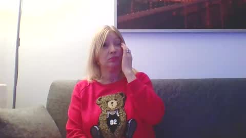 Snapshot of lovestar544963 chatting on December 5, 2024, 11:07 pm Marlyn online show from December 5, 2024, 11:07 pm