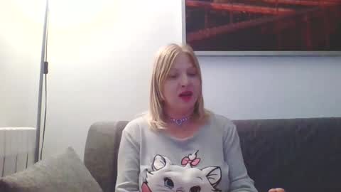 Snapshot of lovestar544963 chatting on January 23, 2025, 11:05 pm Marlyn online show from January 23, 2025, 11:05 pm