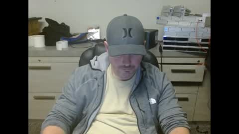 Snapshot of lovetofps chatting on May 10, 2026, 8:58 pm Love2Game online show from May 10, 2026, 8:58 pm