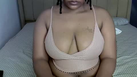 Snapshot of loveydivah chatting on October 14, 2025, 8:04 am loveydivah online show from October 14, 2025, 8:04 am