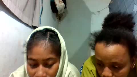 loveyou751 online show from April 10, 2026, 12:05 am