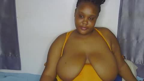 Snapshot of loveytiana chatting on March 13, 2026, 8:10 am loveytiana online show from March 13, 2026, 8:10 am