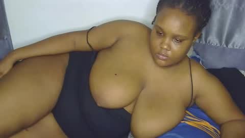 Snapshot of loveytiana chatting on March 28, 2026, 2:00 am loveytiana online show from March 28, 2026, 2:00 am