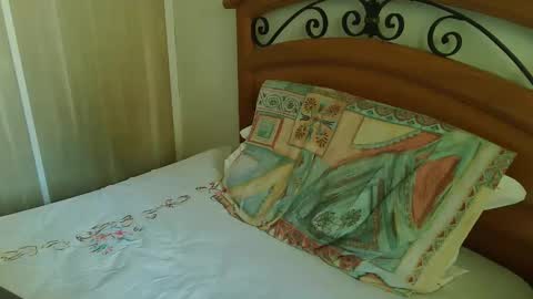 slave lovina online show from March 8, 2026, 12:42 pm