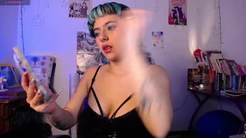 Snapshot of loving_alma chatting on February 5, 2026, 1:21 am loving_alma online show from February 5, 2026, 1:21 am