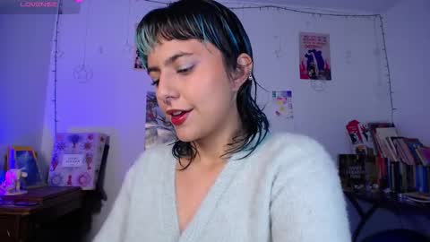 Snapshot of loving_alma chatting on February 8, 2026, 12:36 am loving_alma online show from February 8, 2026, 12:36 am