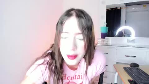 Snapshot of lovingdarcy_ chatting on March 13, 2026, 11:17 am Susana online show from March 13, 2026, 11:17 am