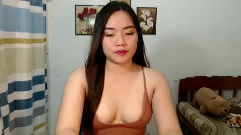 lovvvable_yoj online show from December 7, 2024, 7:05 am