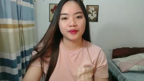 lovvvable_yoj online show from January 4, 2025, 2:25 pm
