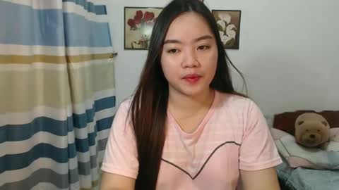lovvvable_yoj online show from January 6, 2025, 3:09 am