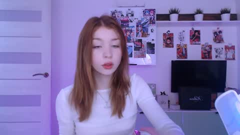 Snapshot of lower_angel chatting on December 7, 2024, 7:54 pm Loly online show from December 7, 2024, 7:54 pm