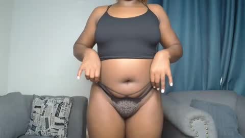 Snapshot of loyalcutie chatting on November 28, 2025, 4:37 am loyalcutie online show from November 28, 2025, 4:37 am