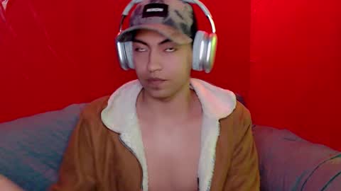 lpysami online show from November 7, 2025, 12:16 pm