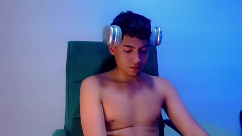 lpysami online show from December 14, 2025, 5:13 am