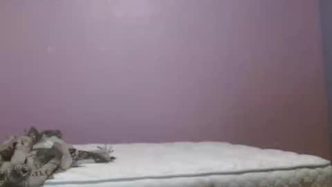 ltkinkygirl75 online show from September 27, 2025, 2:16 am