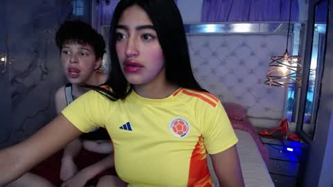 lu_vale online show from April 22, 2026, 12:18 pm