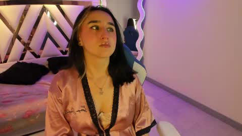 Snapshot of lua_bloom_ chatting on June 3, 2026, 4:26 am LUA online show from June 3, 2026, 4:26 am