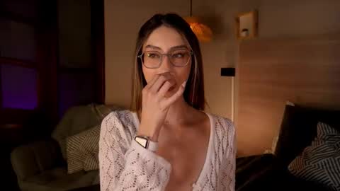  ---Goys incredible photographs online show from November 13, 2025, 1:10 pm