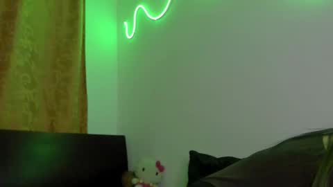 Snapshot of luaar_moon chatting on March 28, 2026, 8:41 pm Jenn online show from March 28, 2026, 8:41 pm