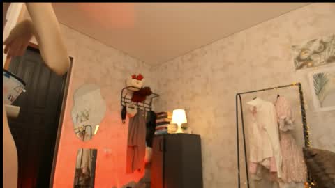 Ida online show from December 5, 2025, 3:26 am